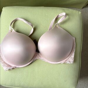 Victoria’s Secret Very Sexy Push Up Bra with lace